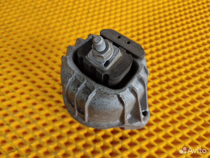 Подушка двигателя левая Bmw X1 E84 2.0 N20 2012