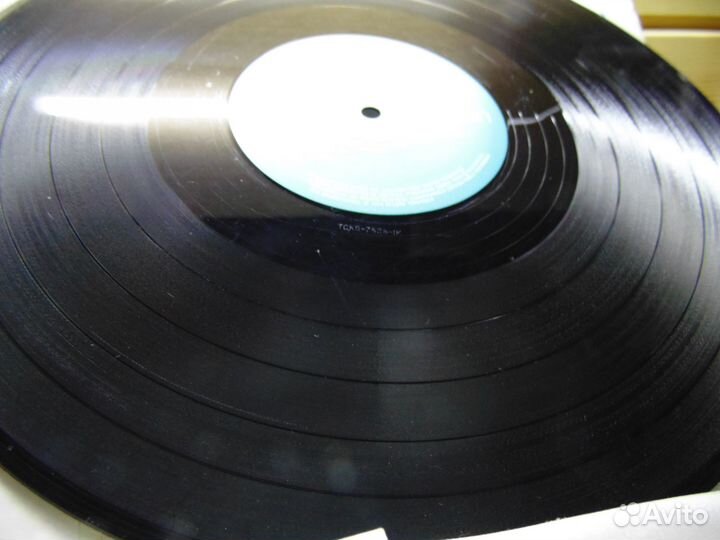 Пластинка (LP).Hank Locklin.Country Style.390