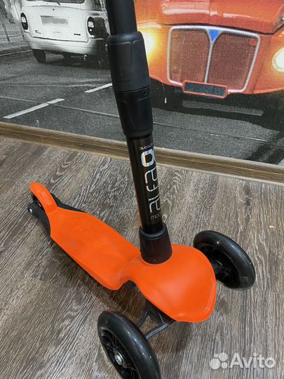 Самокат детский трехколесный