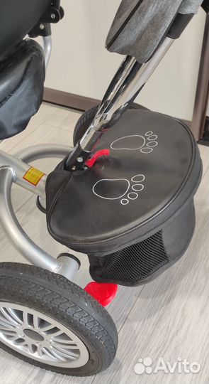 Велосипед трёхколёсный с родительской ручкой