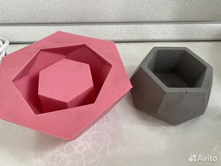Силиконовая форма для бетона и гипса