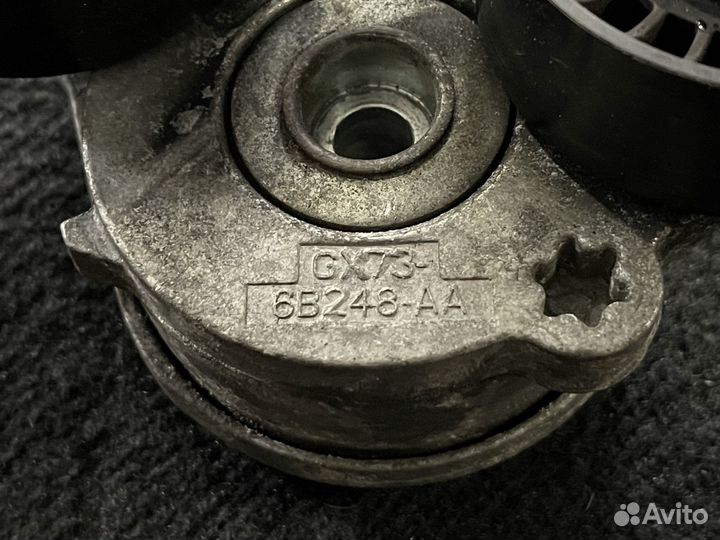 Ролик-натяжитель ремня RR Evoque 2.0D LR114017