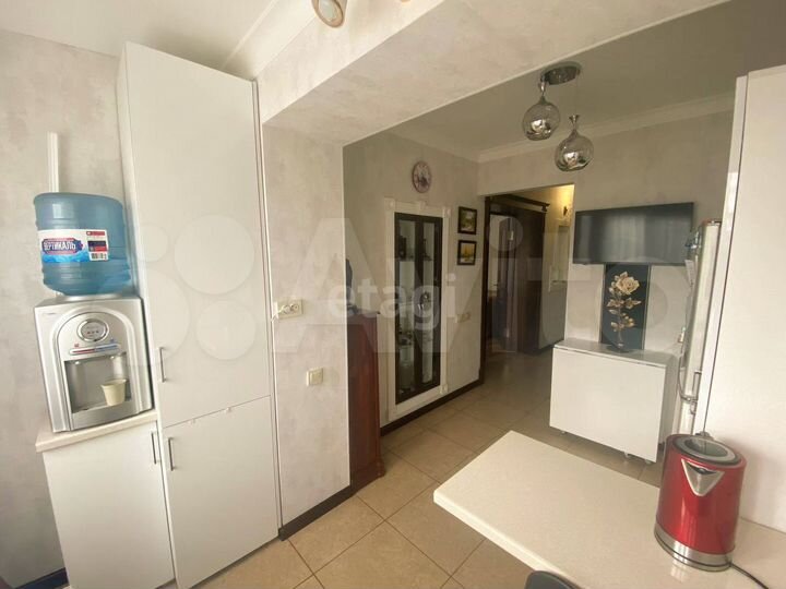 2-к. квартира, 43 м², 4/5 эт.