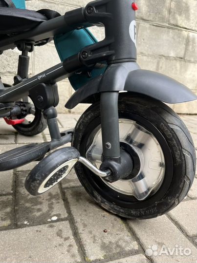 Детский велосипед с ручкой