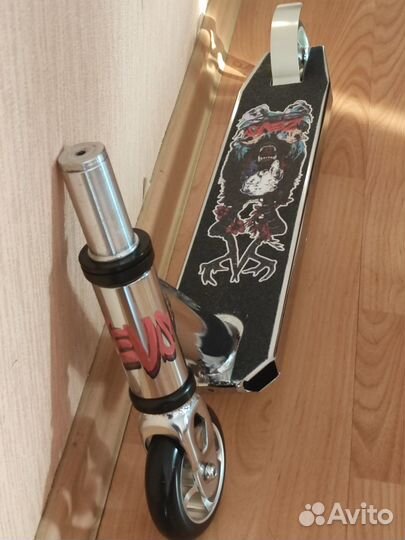 Самокат трюковый zevs chrome wolf