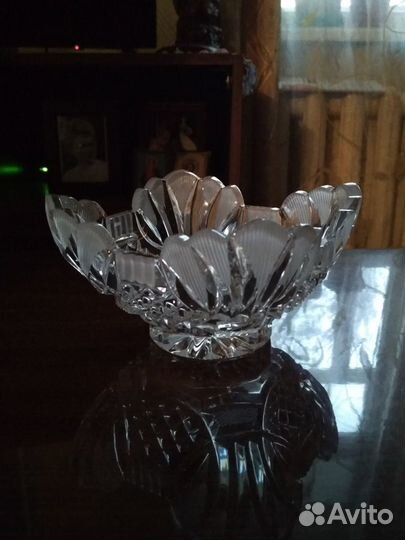 Ваза хрустальная
