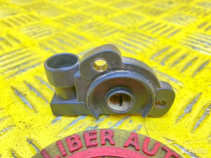 Датчик положения дроссельной заслонки Opel