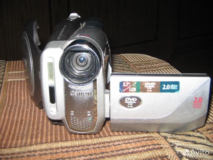 Видеокамера DVD + flash