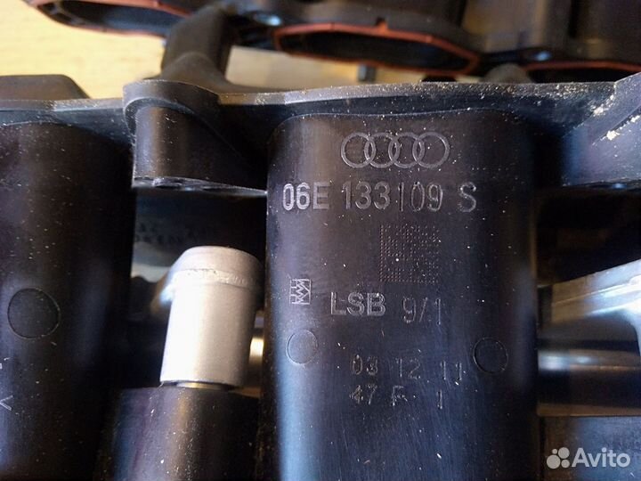 Выпускной коллектор VAG 06e133109s