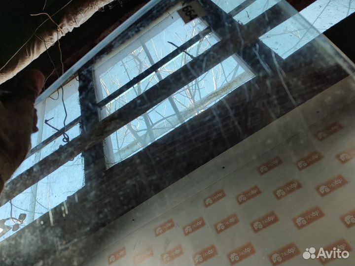 Стекло двери переднее правое Ssangyong Kyron DJ