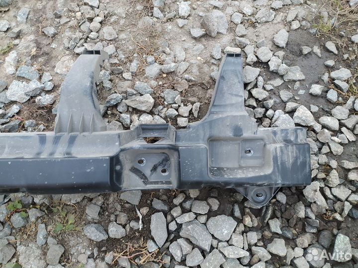 Усилитель заднего бампера Renault Duster I (2010–2