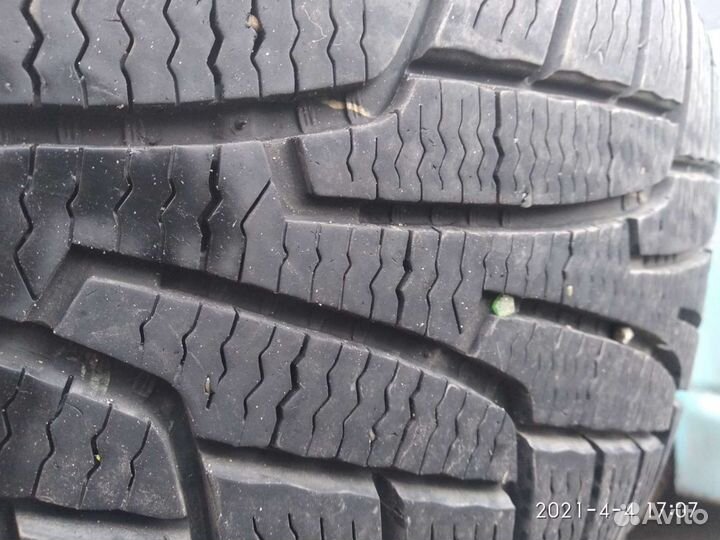 Kumho I'Zen KW31 225/65 R17