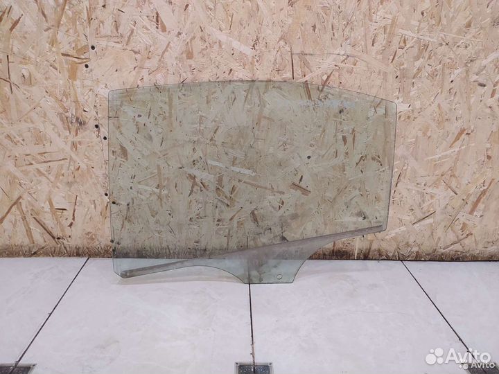 Стекло двери заднее левое Mazda 6 GG