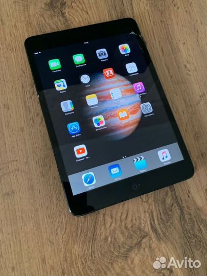 Планшет iPad mini 1