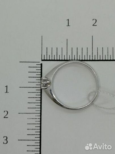 Золотое кольцо с камнем 17р