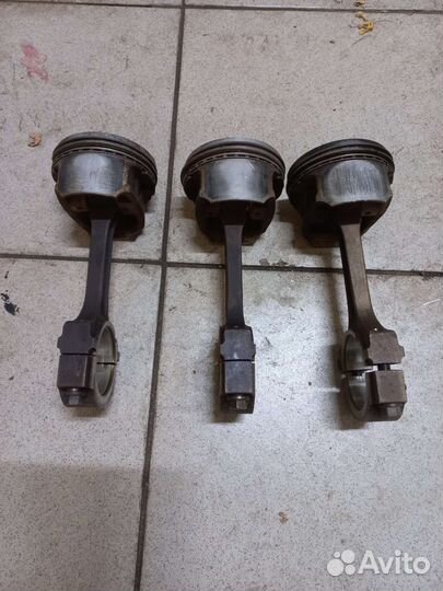 Поршня с шатунами zeteс 2.0л. Форд Фокус 1