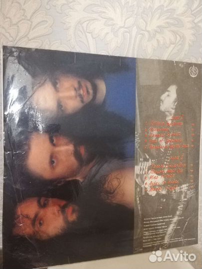 Продам пластинку Shah