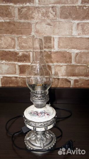 Лампа керосиновая