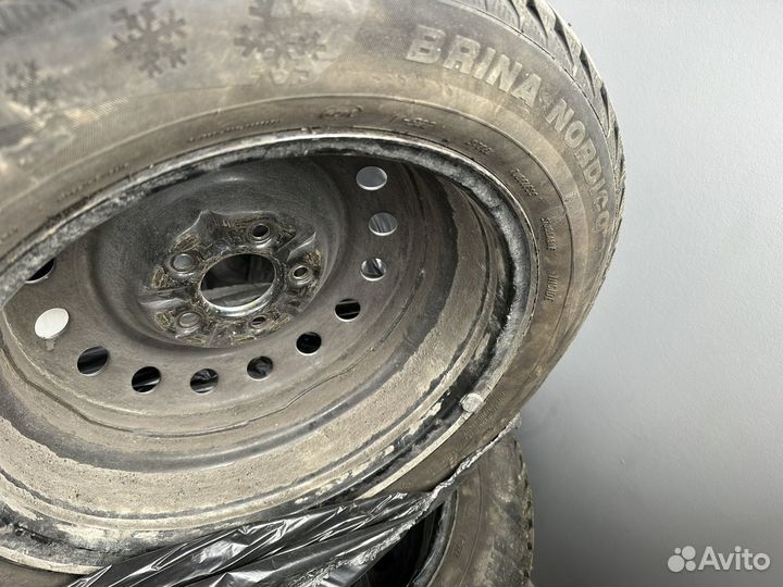 Комплект зимних колес r16