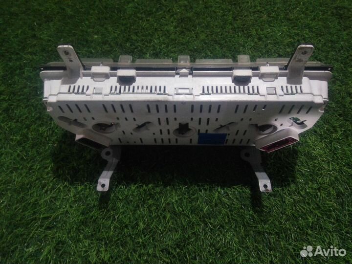 Панель приборов