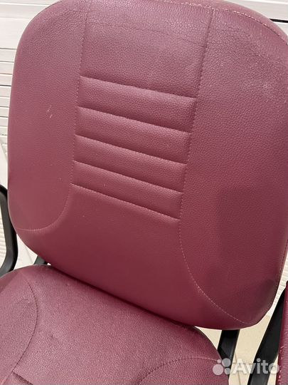 Парикмахерское кресло