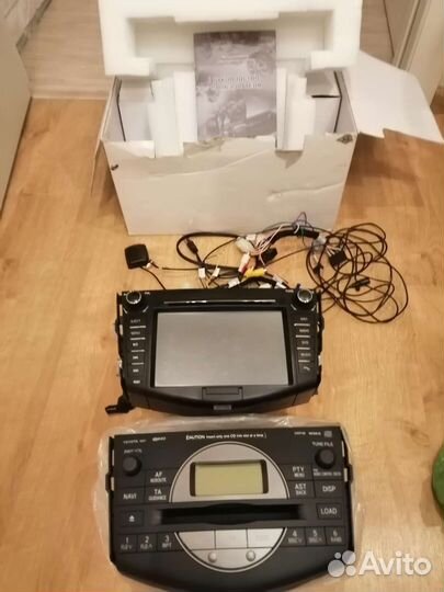 Головное устройство toyota rav4