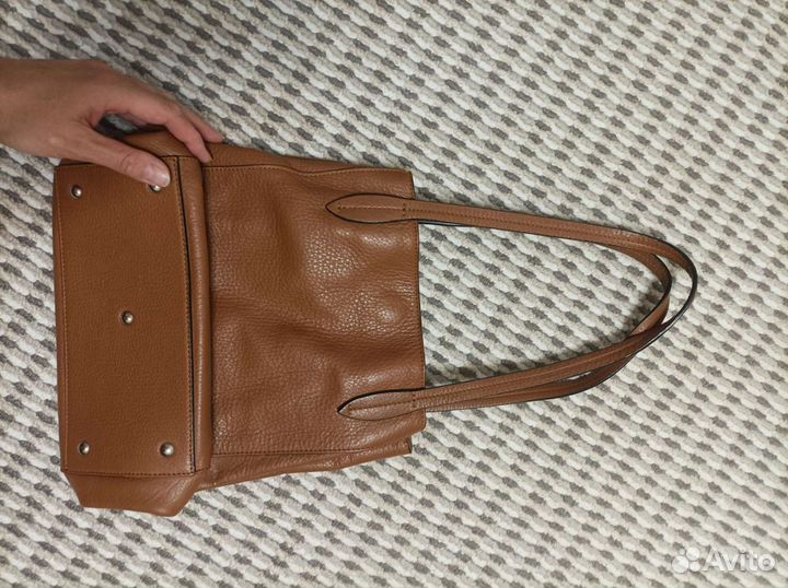 Сумка coccinelle новая