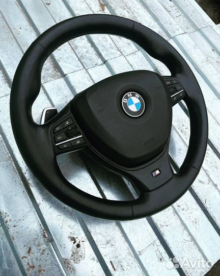 Руль BMW M5 F10/F01