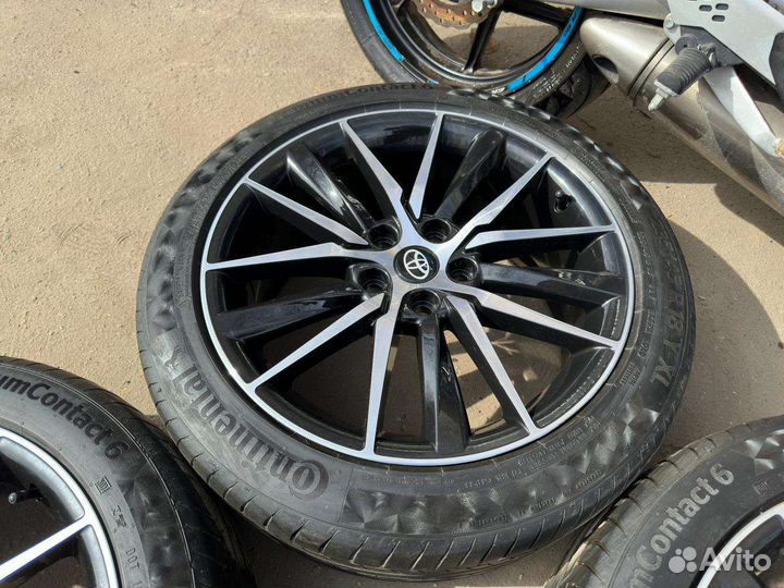 Летние колеса на Toyota Camry R18