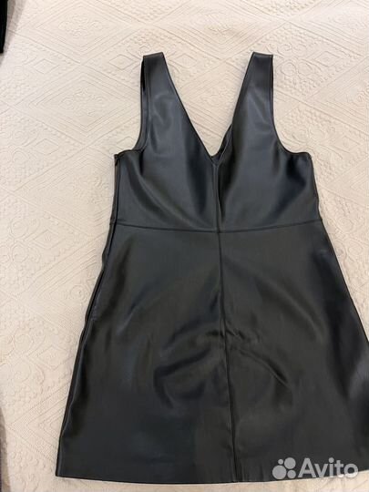 Кожаный сарафан Mango