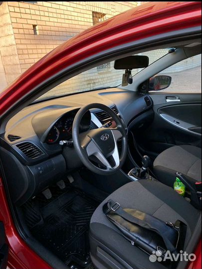 Hyundai Solaris 1.4 МТ, 2011, 120 000 км