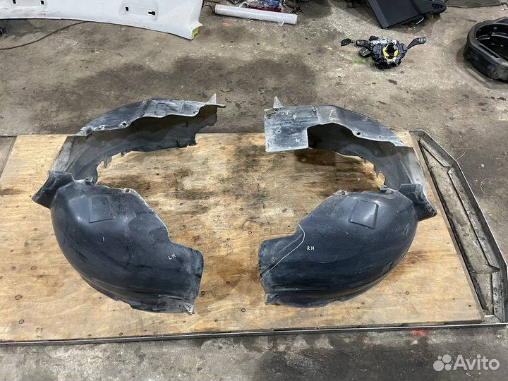 Подкрылок передний Ford Focus 2 Фокус 2 оригинал