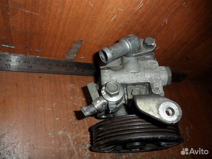 Насос гидроусилителя руля Subaru Legacy B13 BL/BP