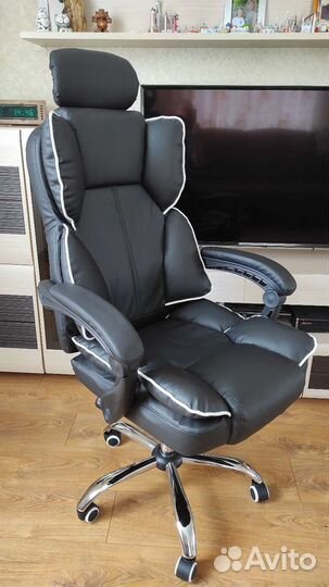 Компьютерные новые кресла кожа