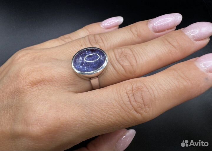 Кольцо с танзанитом