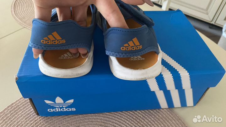 Шлепанцы adidas