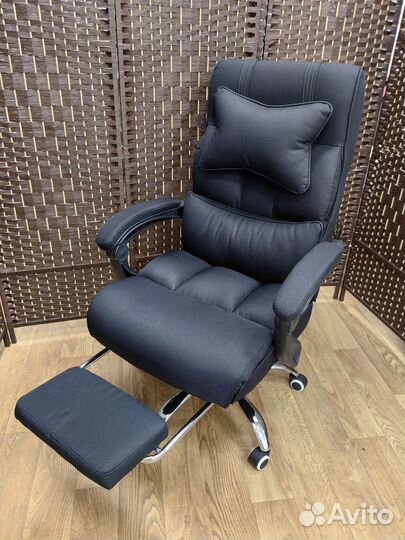 Компьютерное игровое геймерское кресло