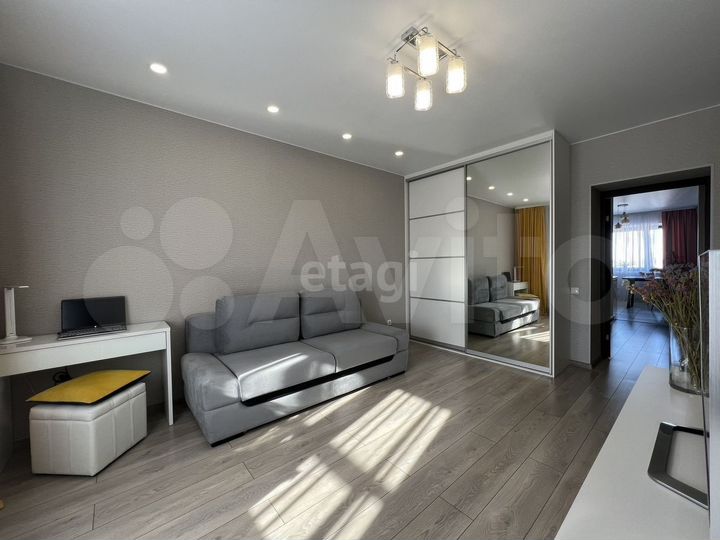 2-к. квартира, 60 м², 14/16 эт.