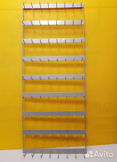 Решетка с крючками для мелких предметов