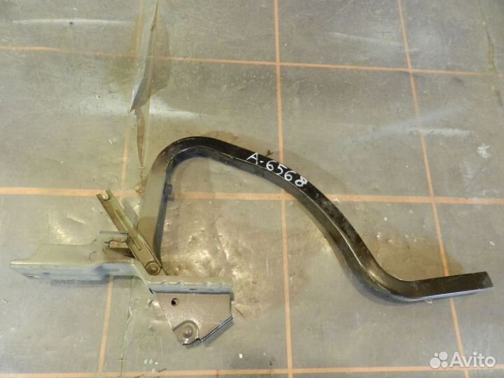 Петля крышки багажника правая - Renualt Fluence