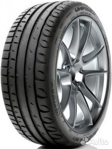 Tigar UHP Ultra High Performance 245/40 R17 95W