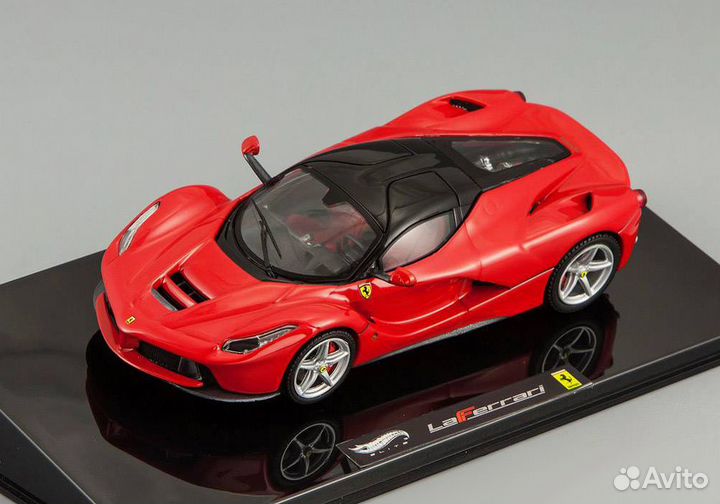 Ferrari LaFerrari 2013 1:43 Mattel HotWheels BCT83