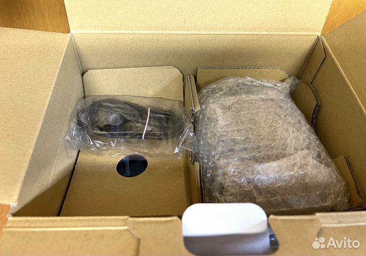 Canon EOS 6D Mark II+Canon EF 100mm 2.8L Macro