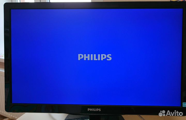 Монитор Philips 226V4L