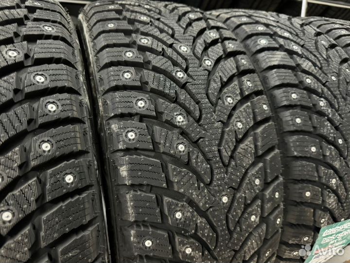 Landspider Arctictraxx 225/55 R17 130