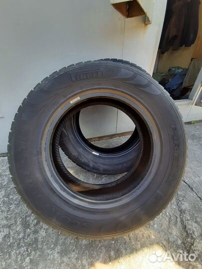 Pirelli Scorpion STR 215/65 R16