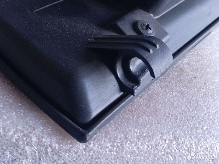 Бардачок на Chevrolet Aveo T250