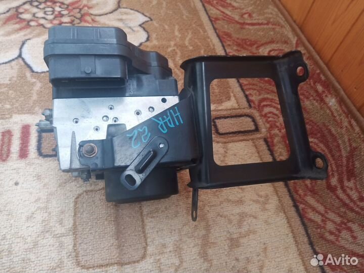 Блок abs Toyota Harrier / lexus RX с крепланием