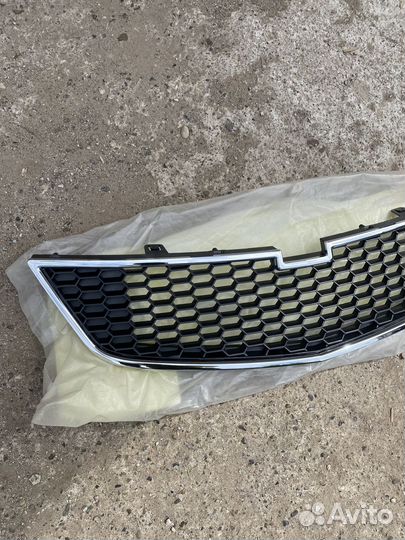 Решетка радиатора шевроле спарк м300 M300