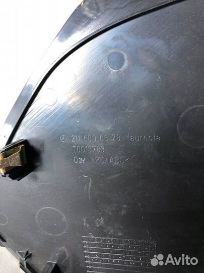 Крышка блока предохранителей Mercedes E W211 M